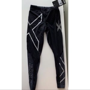 NWT 2XU compression tights xs